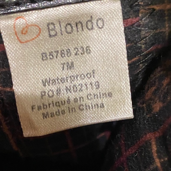 Blondo Snakeskin Waterproof Ankle Boots - Picture 7 of 9